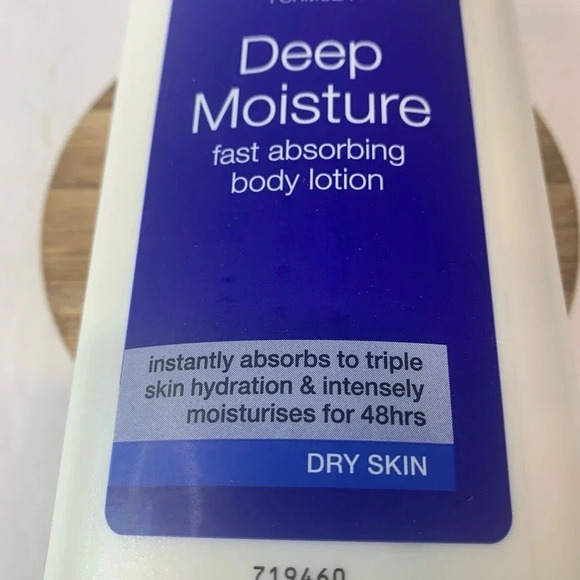 Neutrogena Norwegian Deep Moisture Body Lotion Dry Skin 13.5oz 400ml New - Picture 6 of 6